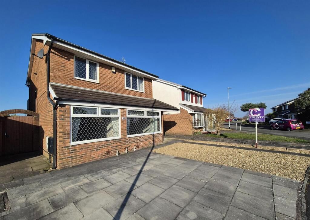 Property photo 1 of 32