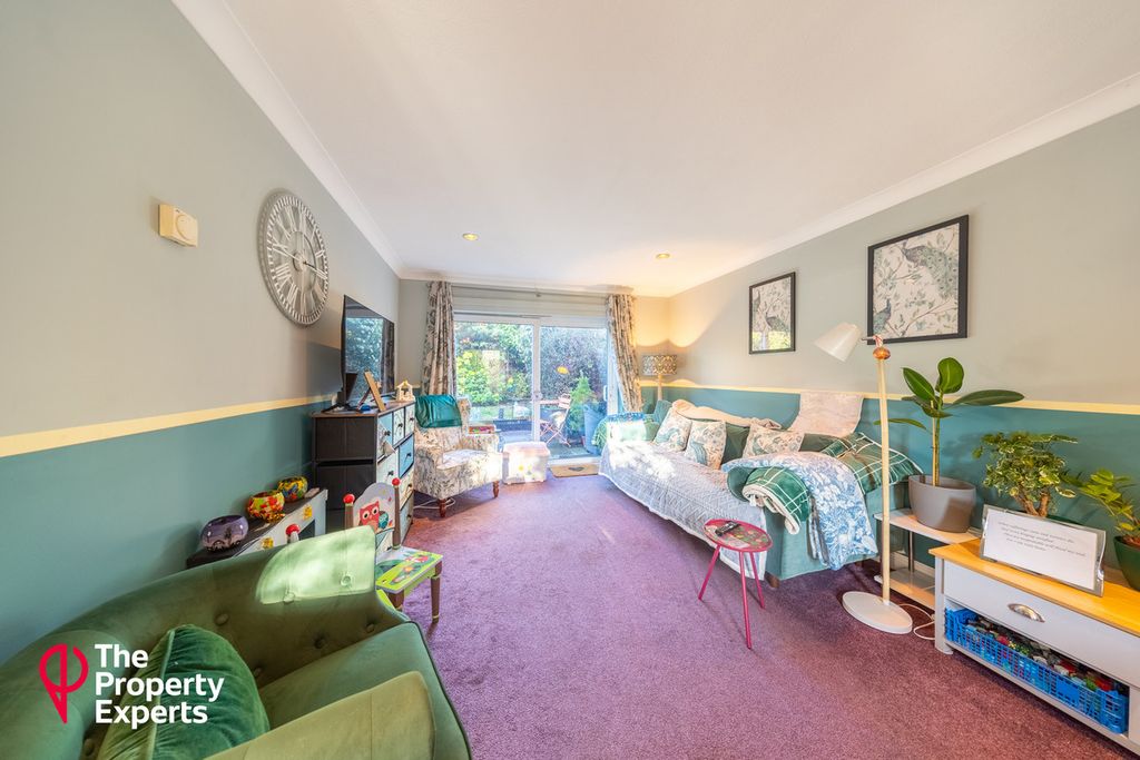 Property photo 3 of 15