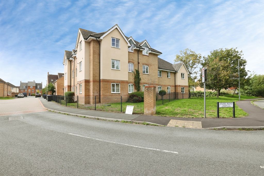 Property photo 1 of 14