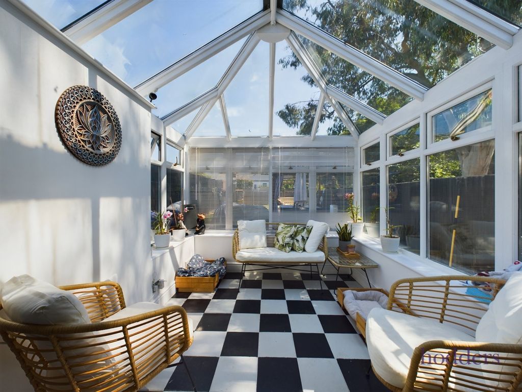 Property photo 3 of 39 Picture No. 37