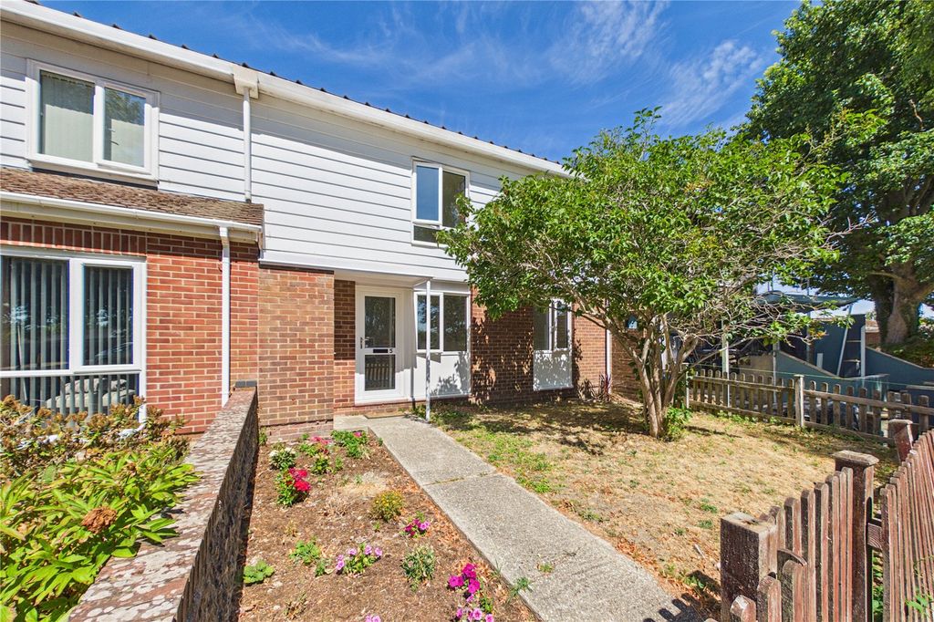 Property photo 1 of 18 Front
