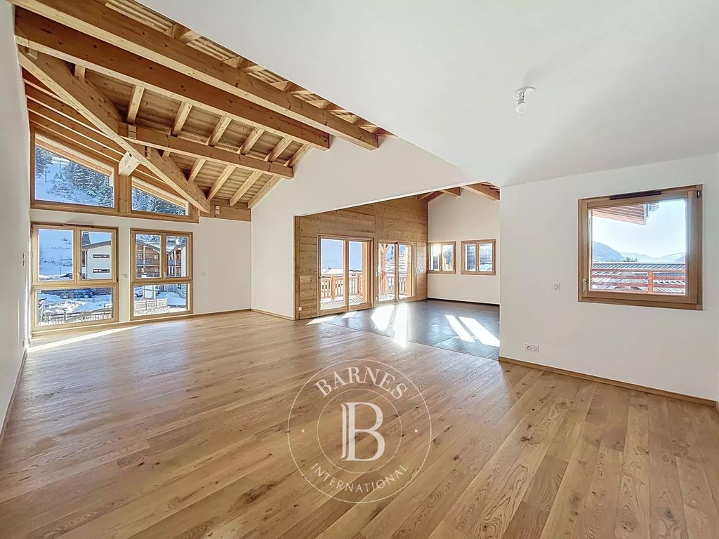 Property photo 1 of 31