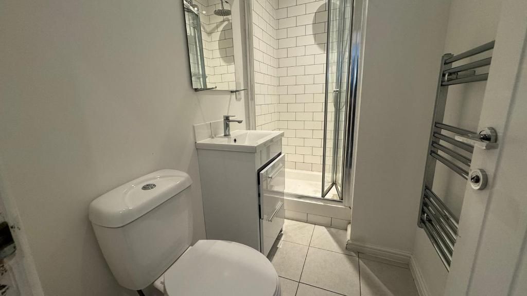 Property photo 3 of 3