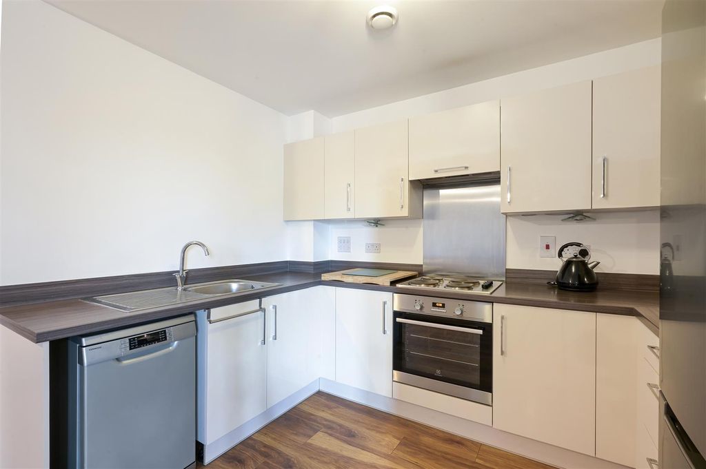 Property photo 3 of 12 Cluster House 17  (2).Jpg