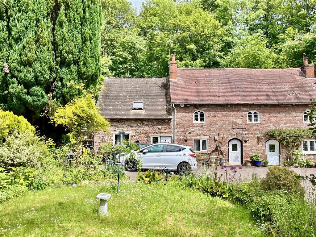 Property photo 1 of 43