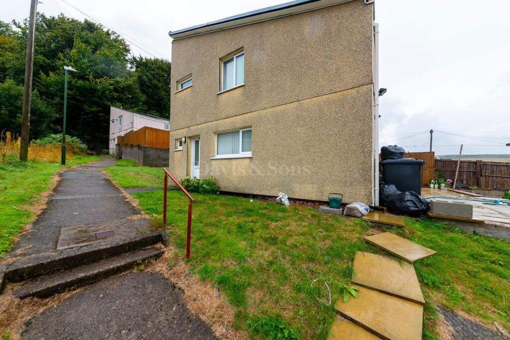 Property photo 1 of 33