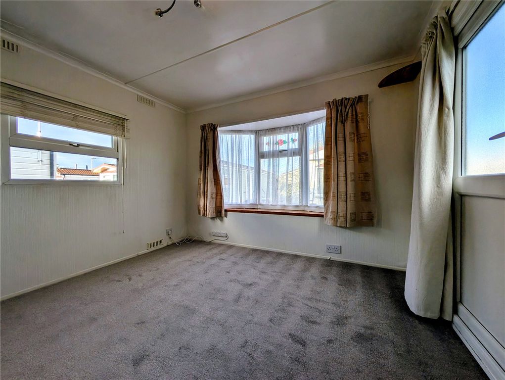 Additional image 6 of 1 bed property for saleOrchard Caravan Park, Upper Church Street, Syston, Leicester LE7