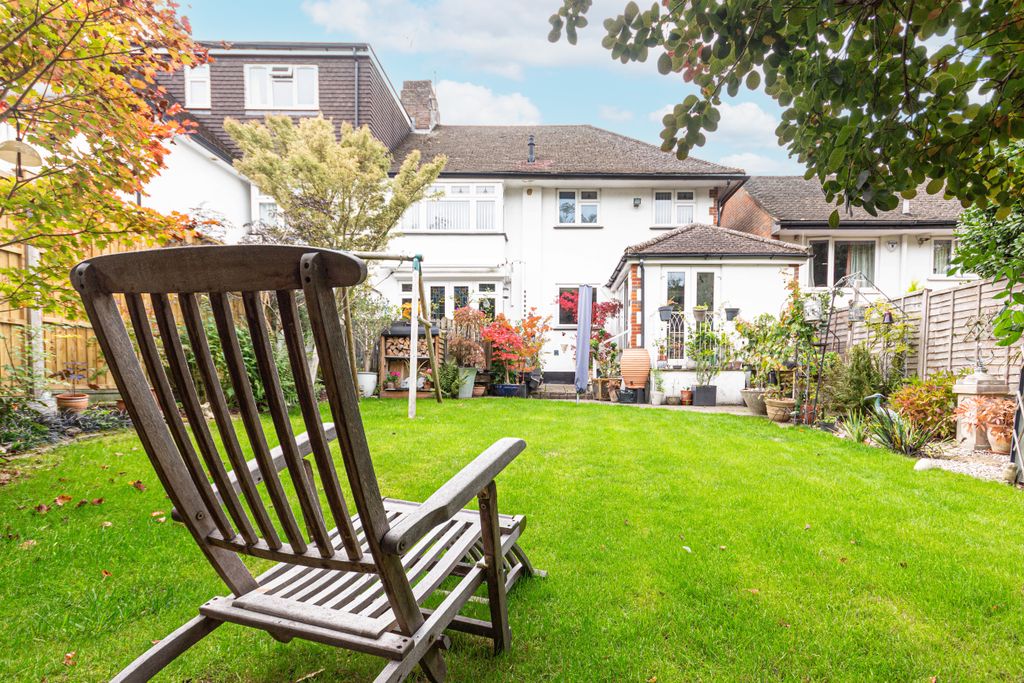 Property photo 3 of 39 Rear