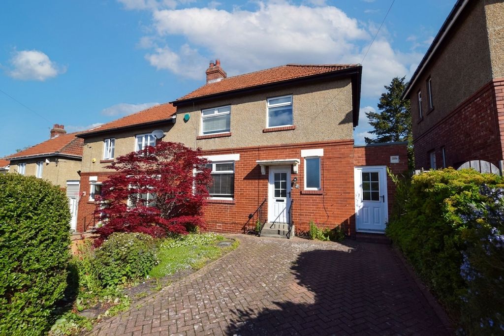 Property photo 1 of 12 External