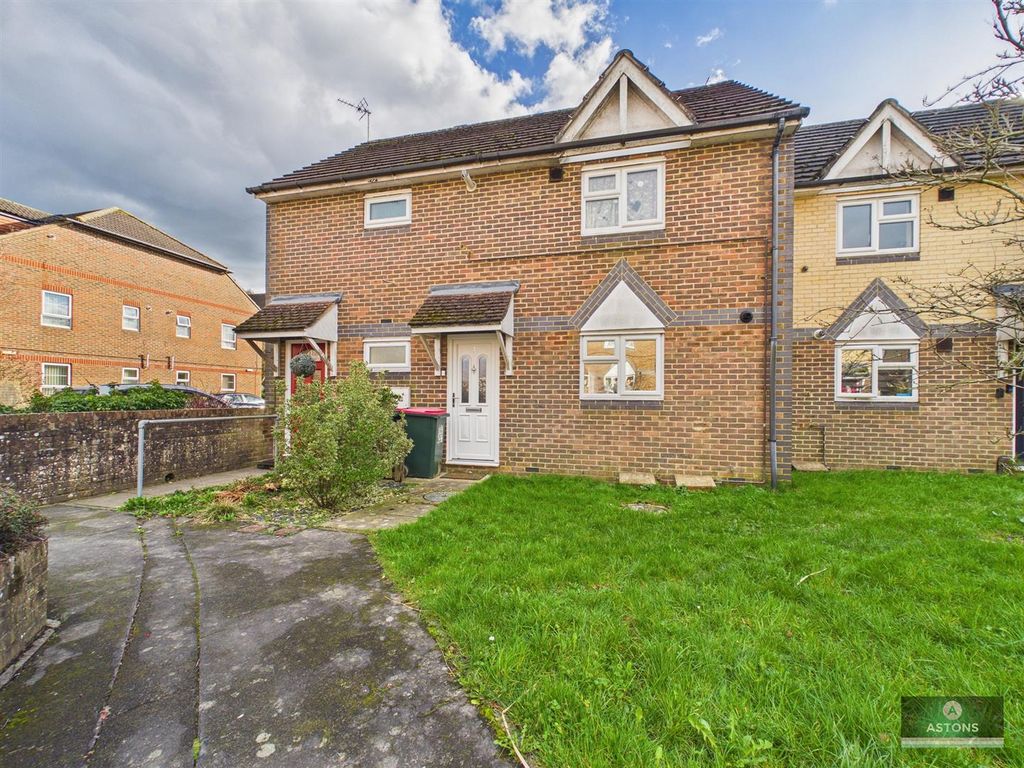 Property photo 1 of 11 Cam02067G0-Pr0189-Still011.Jpg