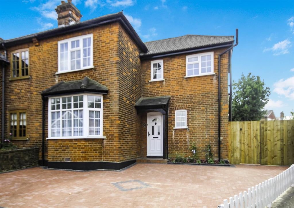 Property photo 1 of 10 Blue Front.Jpg