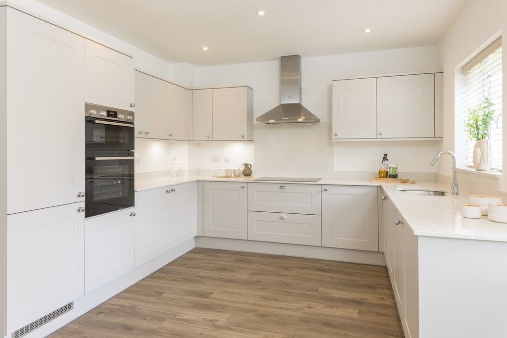 Property photo 3 of 13 Edmund Park, Kings Langley