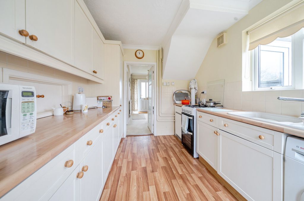 Property photo 3 of 16 1425571-23-69B2A1...