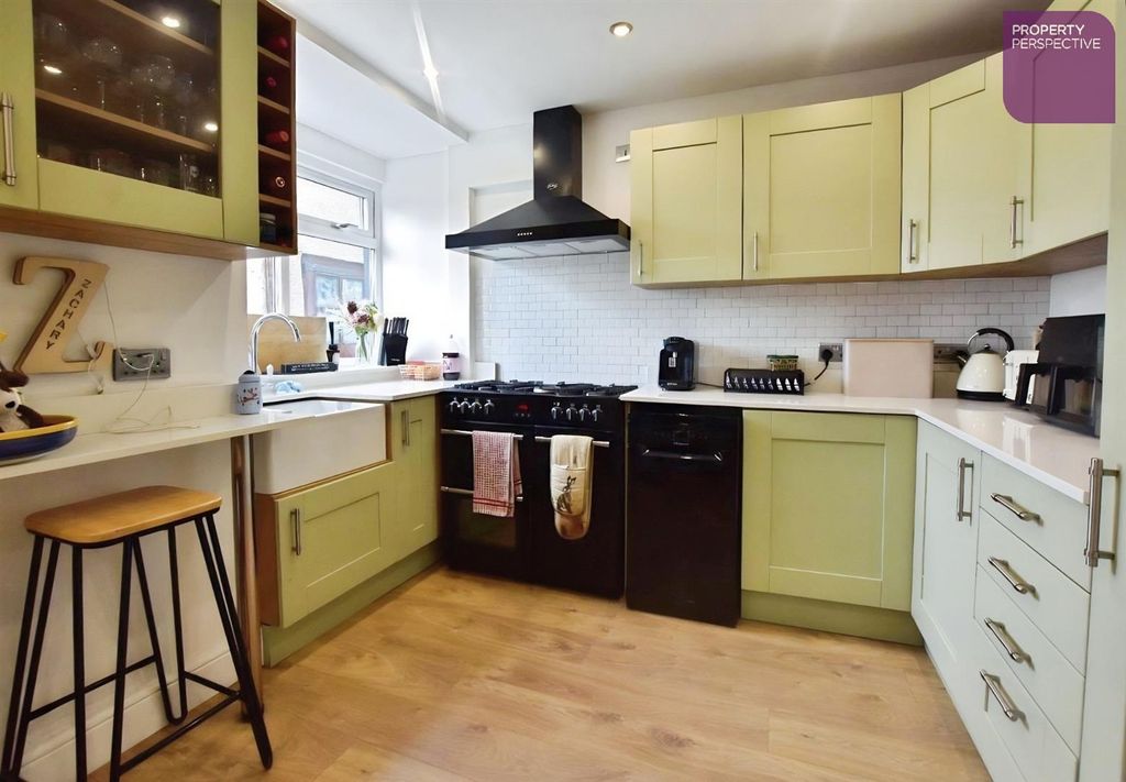 Property photo 3 of 9 Kitchen/Diner