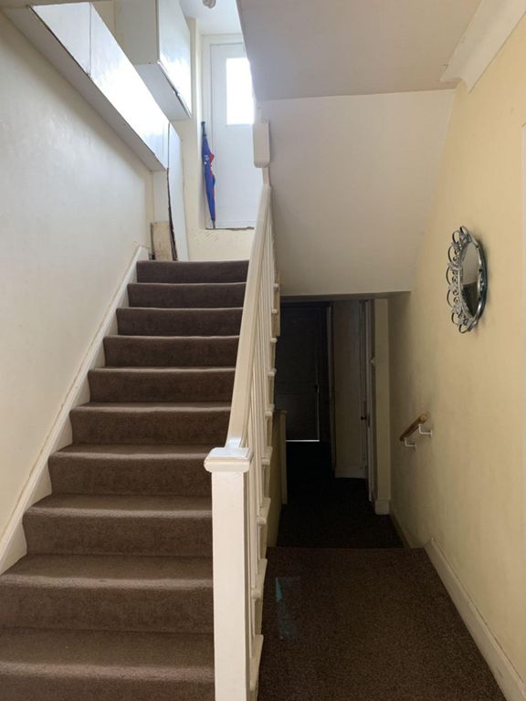 Property photo 2 of 17 Photo 2