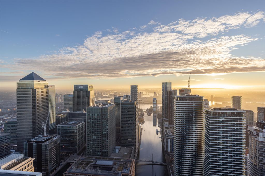 Property photo 3 of 18 Image