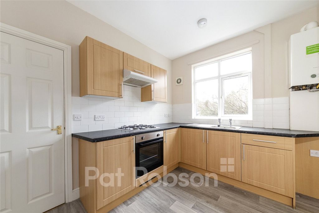 Property photo 3 of 7 Picture No. 13