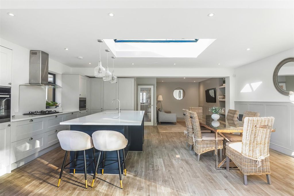 Property photo 3 of 21 Reception Room / Kitchen