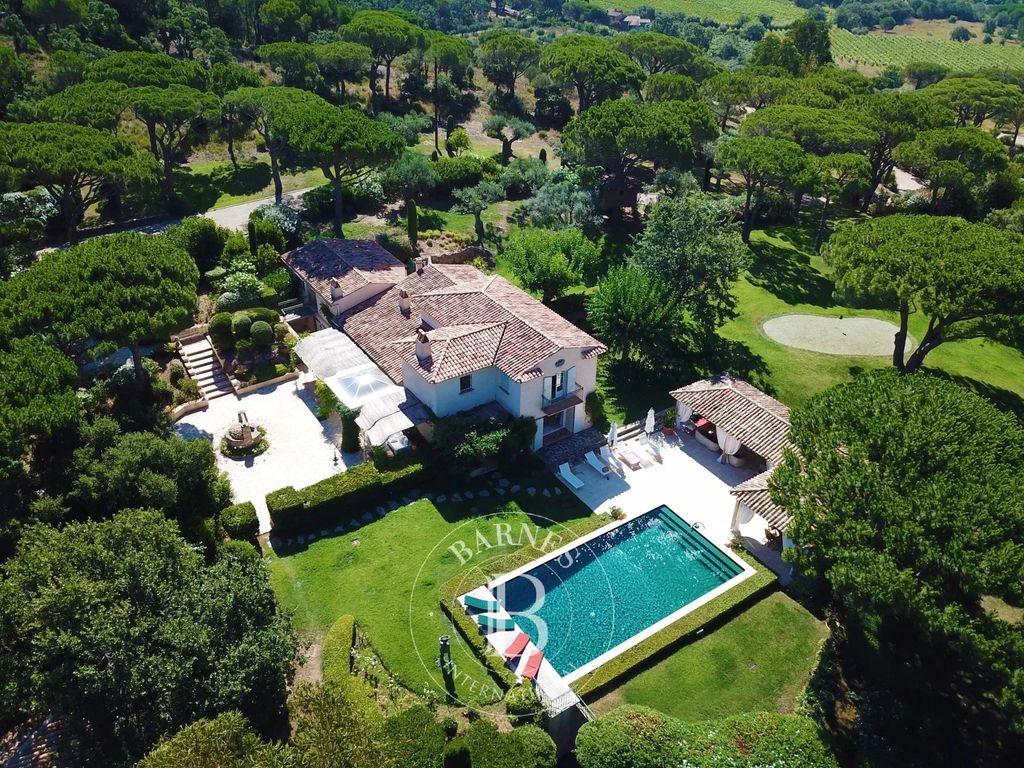 Property photo 1 of 13 Swimming Pool
