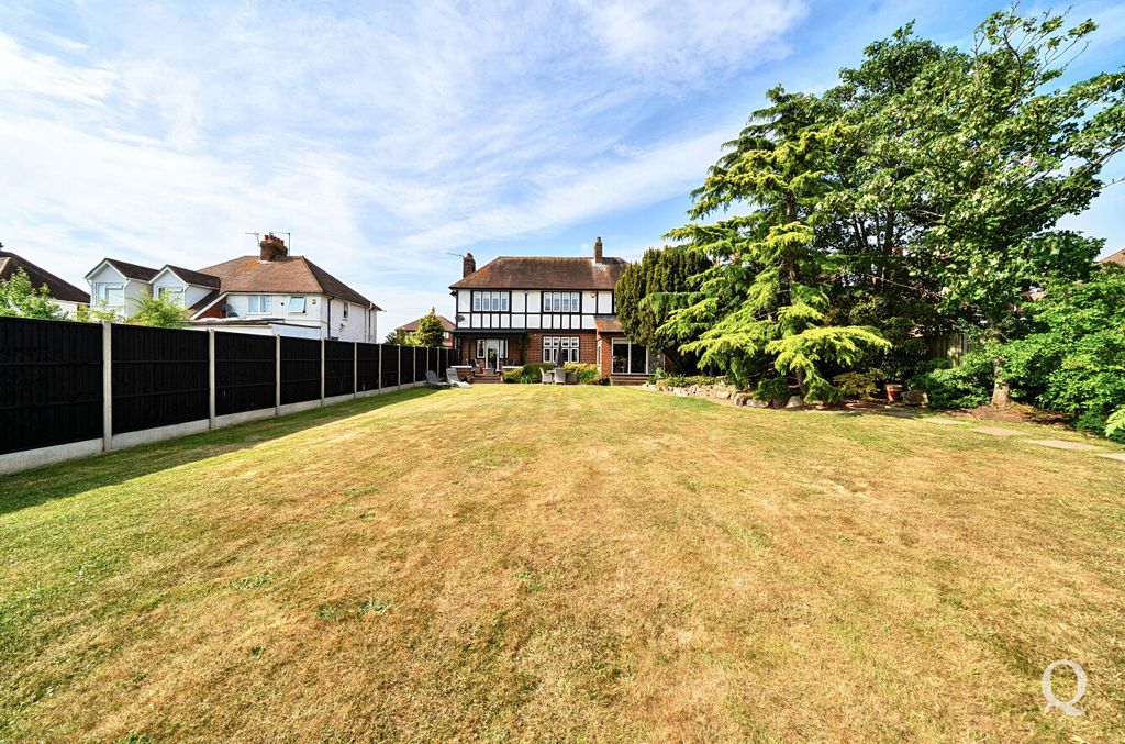 Property photo 1 of 28 d58F1923-c929-4B1...