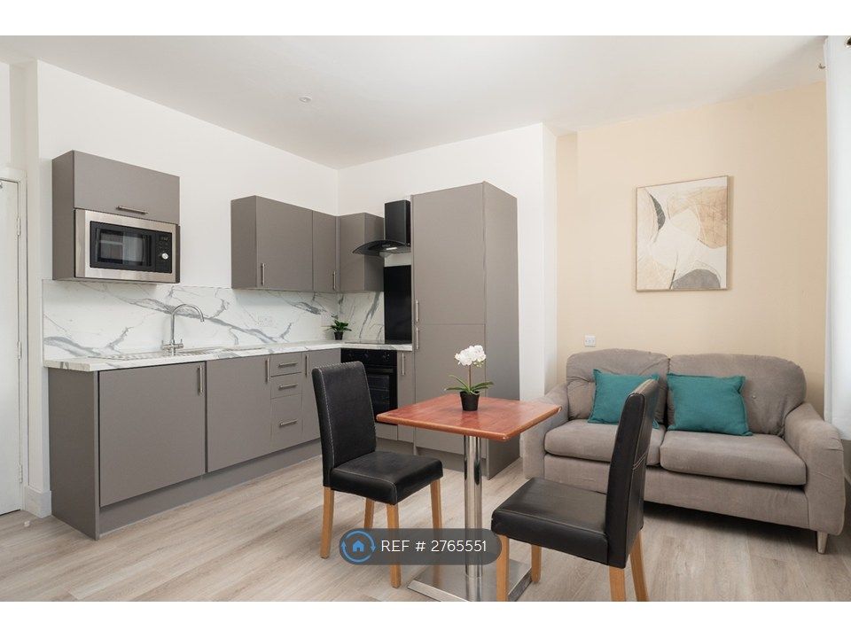 Property photo 1 of 33