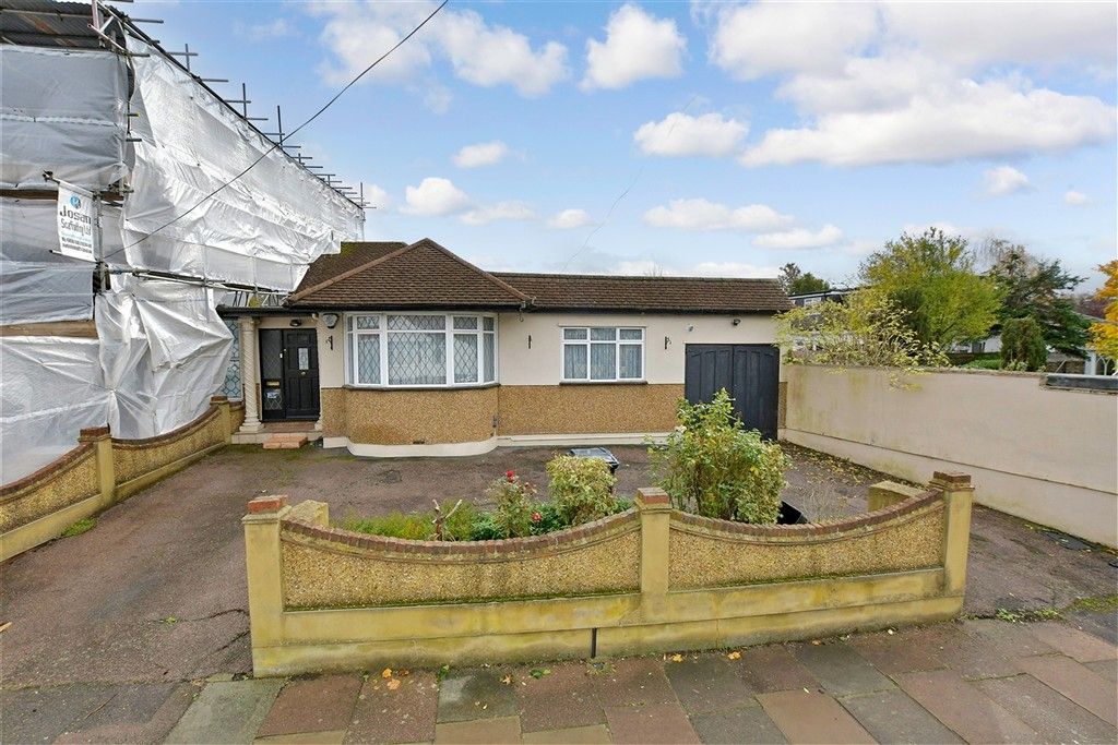 Property photo 3 of 9 External (Web)