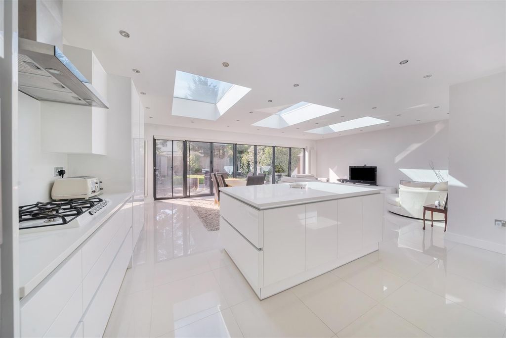 Property photo 1 of 23 Open Plan Kitchen Living Room.Jpg