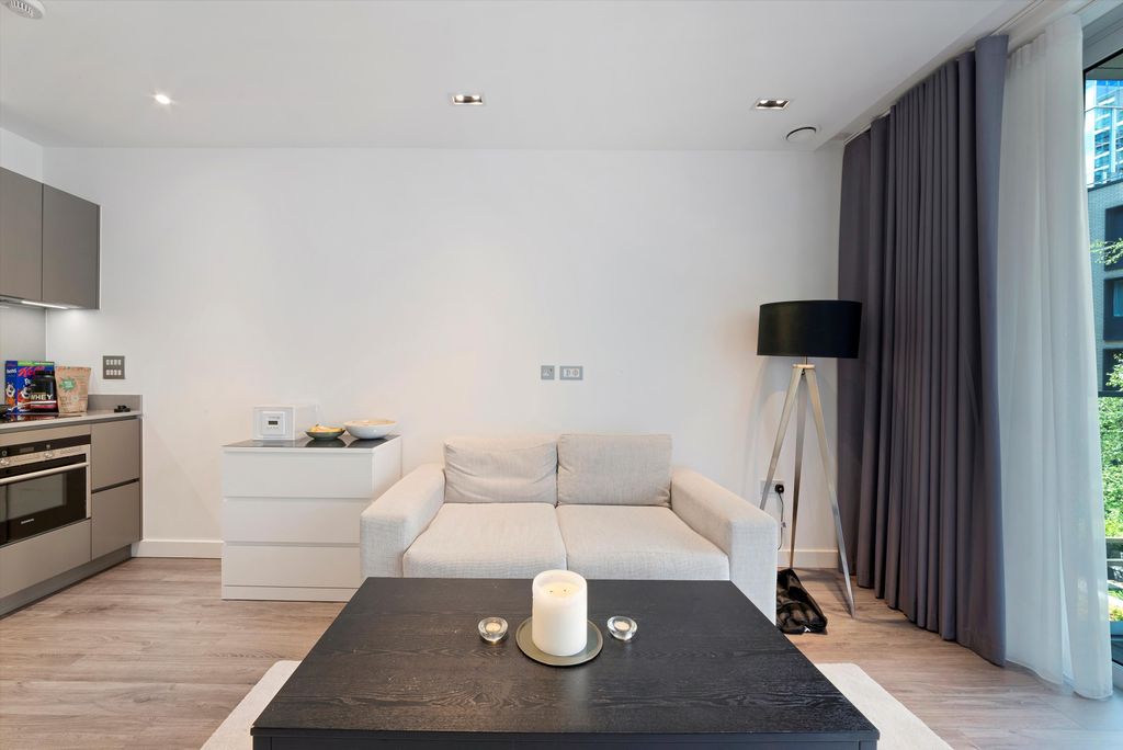 Property photo 3 of 15 Image