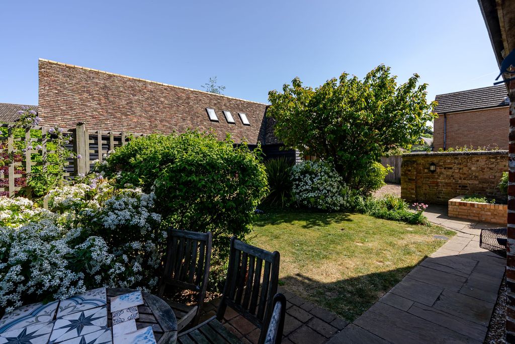 Additional image 37 of 5 bed semi-detached house for saleEarning Street, Godmanchester PE29