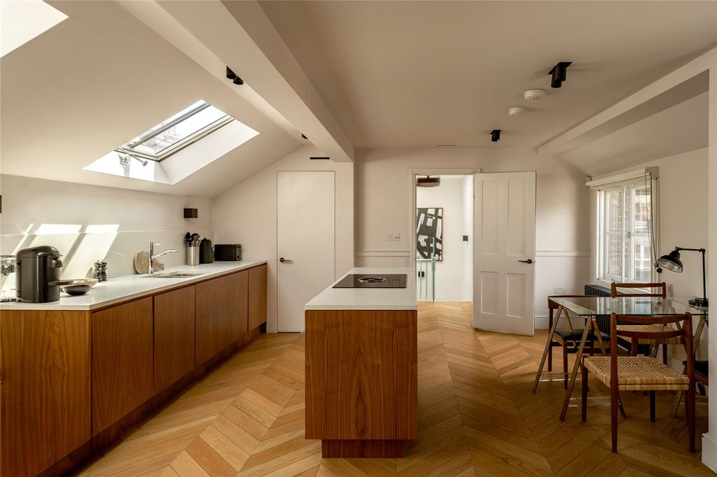 Property photo 1 of 13 Open Plan Living