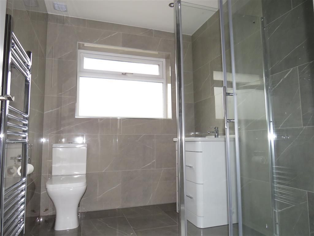 Property photo 2 of 6 Bathroom