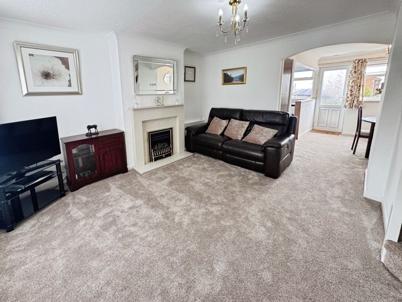 Property photo 3 of 10 Photo 8