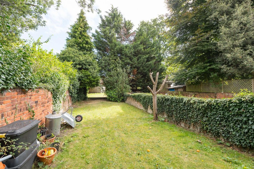 Property photo 2 of 19 No166_20.Jpg