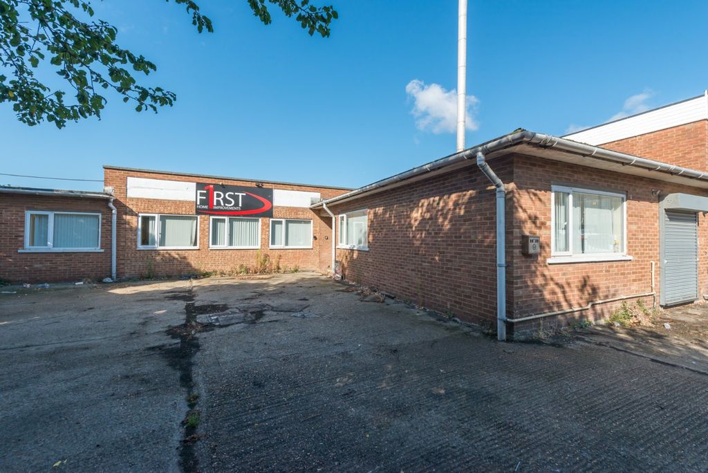 Property photo 1 of 17 Picture No. 20