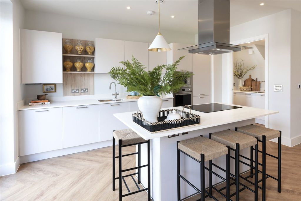 Property photo 3 of 16 Kinlet Show Home