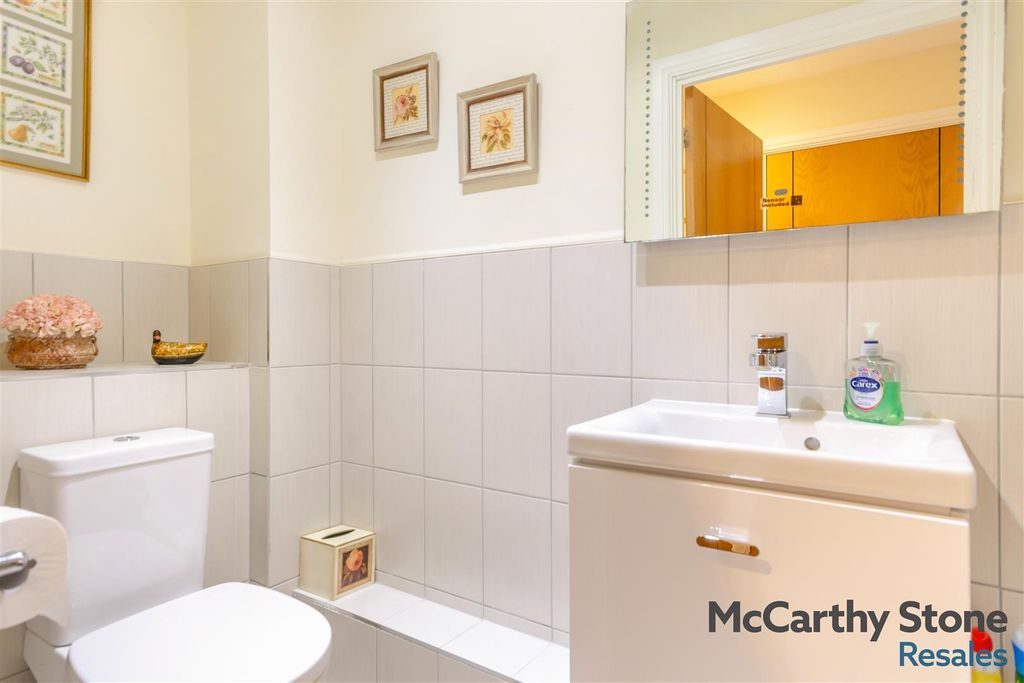 Additional image 11 of 2 bed flat for saleWilford Lane, West Bridgford, Nottingham NG2
