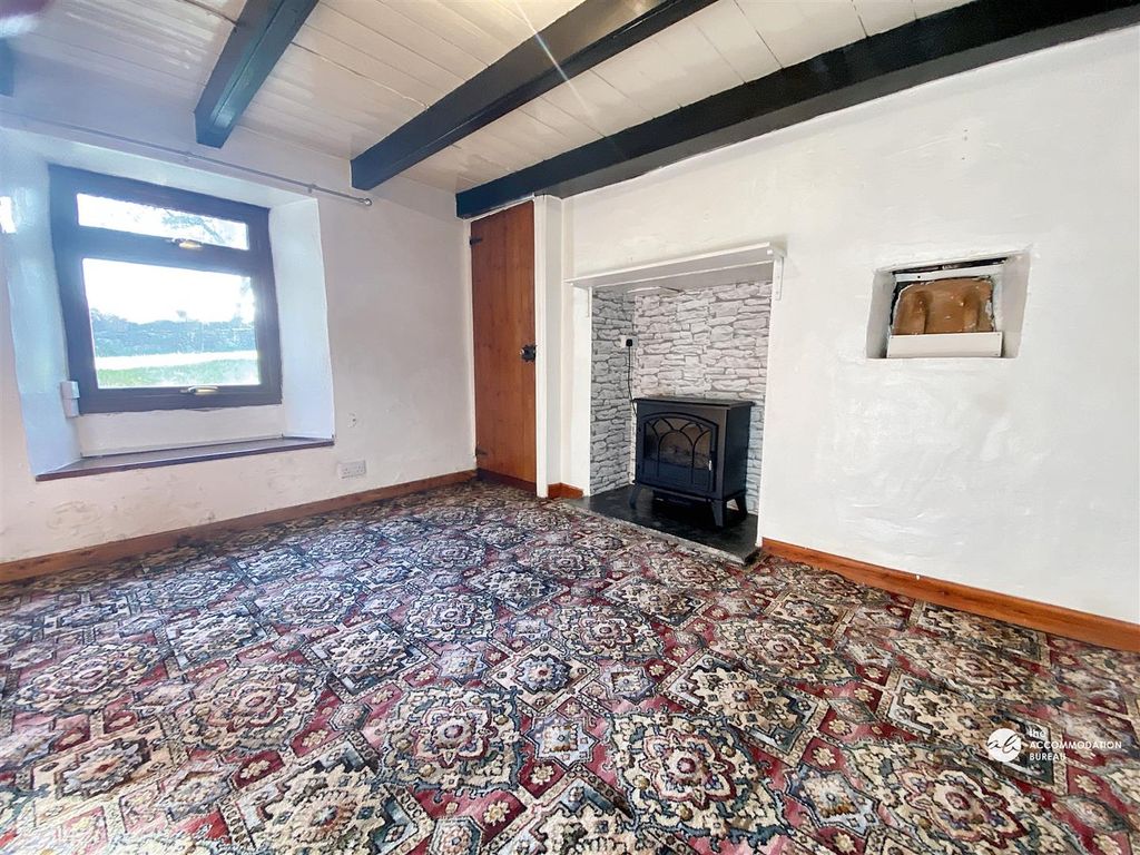 Property photo 2 of 17 Dining Room