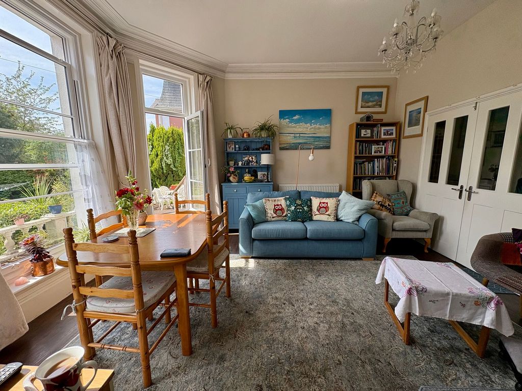 Property photo 3 of 19