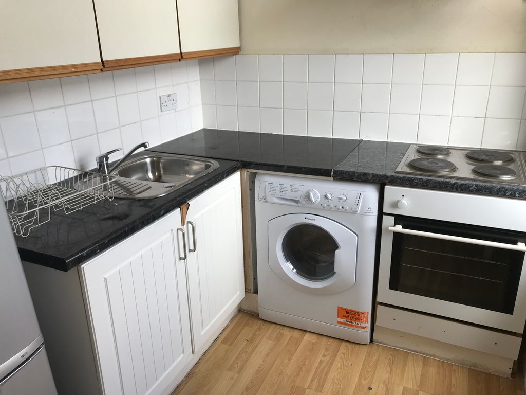 Property photo 2 of 3