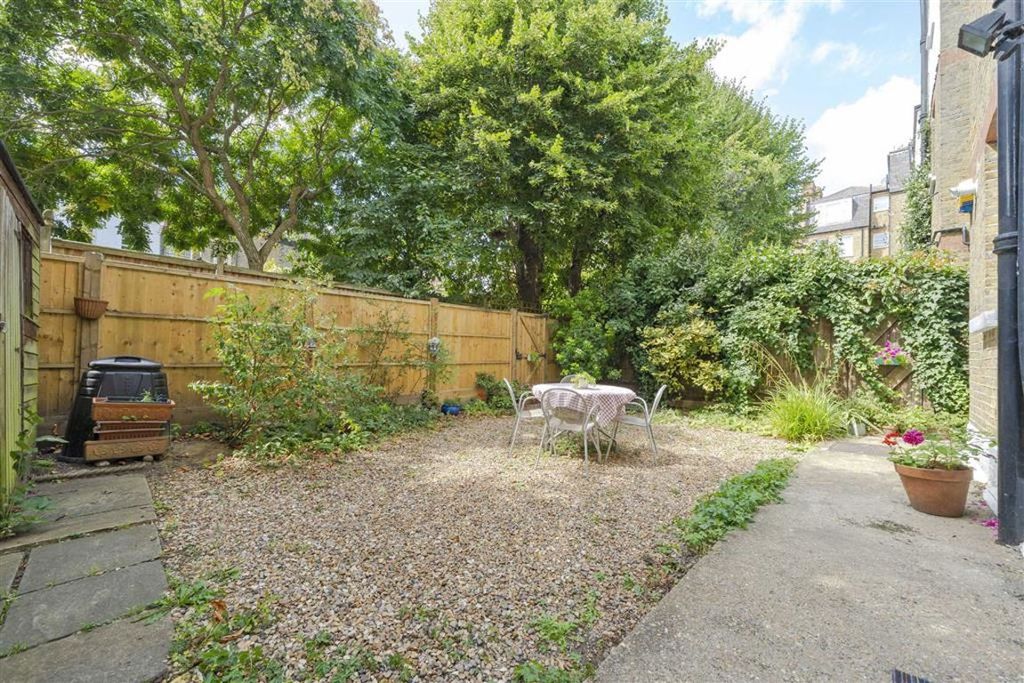 Property photo 3 of 21