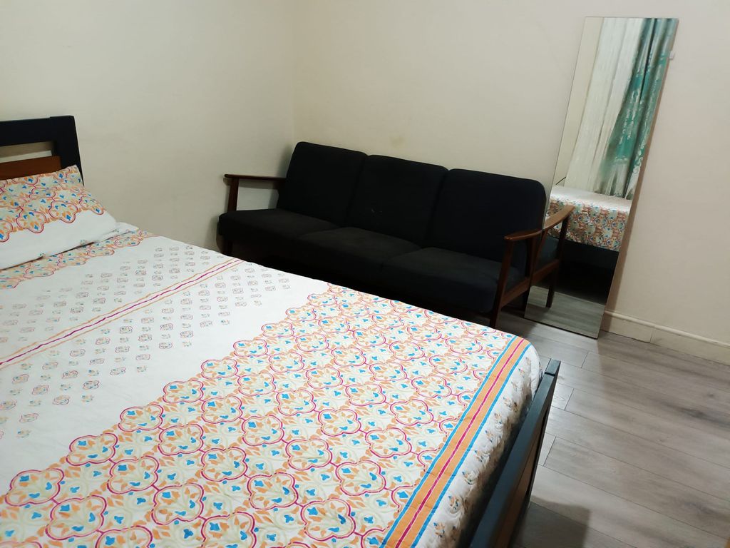 Property photo 1 of 4
