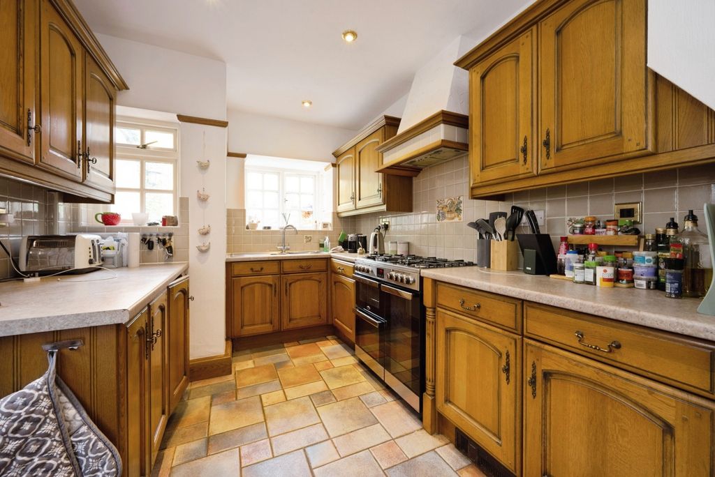 Property photo 3 of 15 Pbox-Img.Jpg