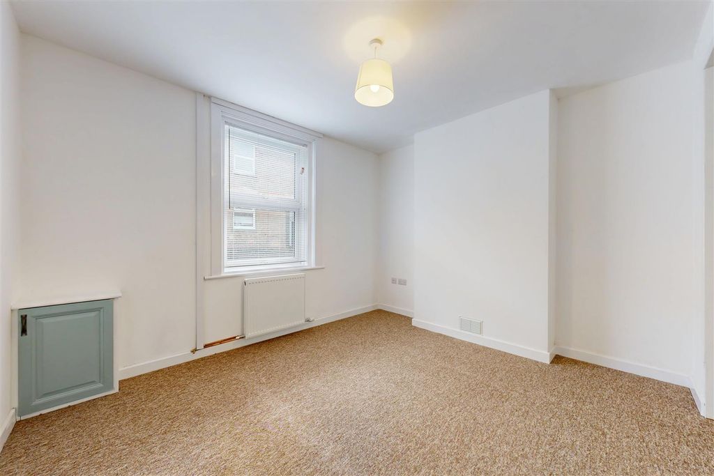 Property photo 2 of 11 01162026_163314.Jpg