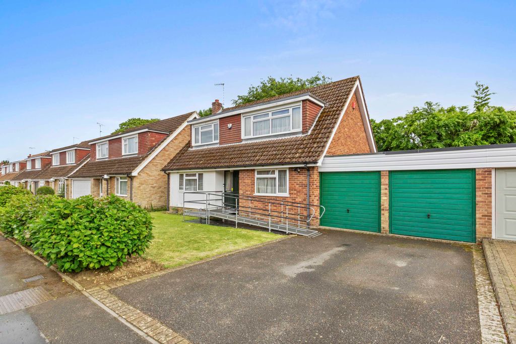 Property photo 1 of 11