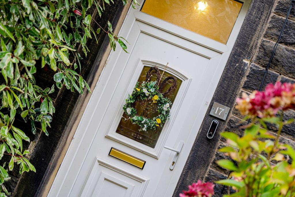 Property photo 2 of 25 Photograph 28