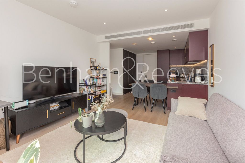 Property photo 2 of 12 Picture No. 02