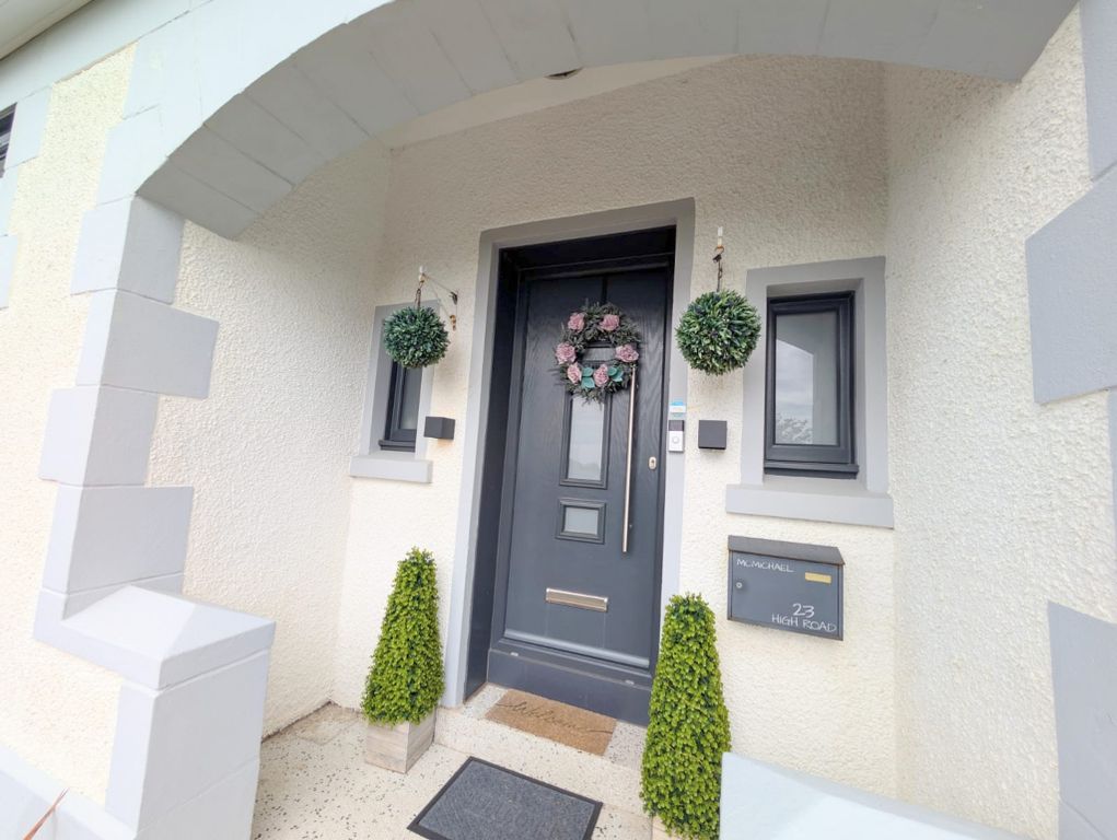 Property photo 2 of 33
