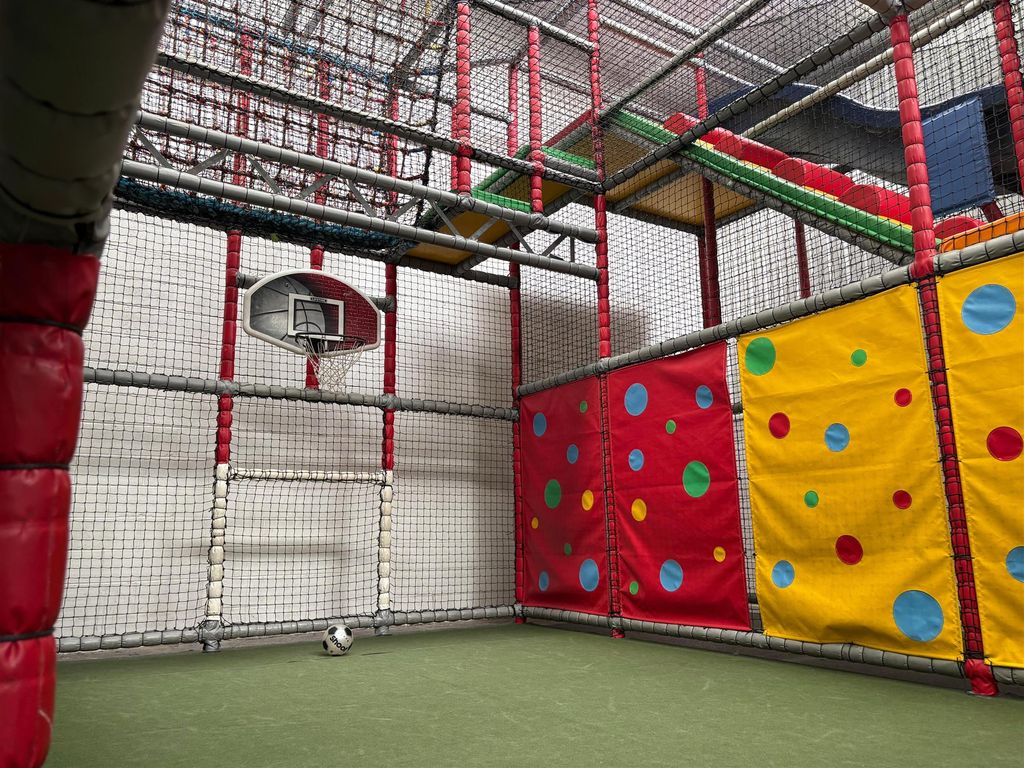 Property photo 3 of 8 Photo 2