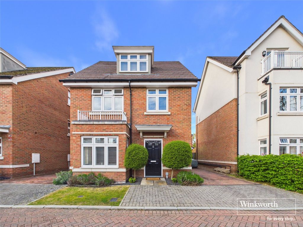 Additional image 23 of 5 bed town house for saleTutor Crescent, Earley, Reading RG6
