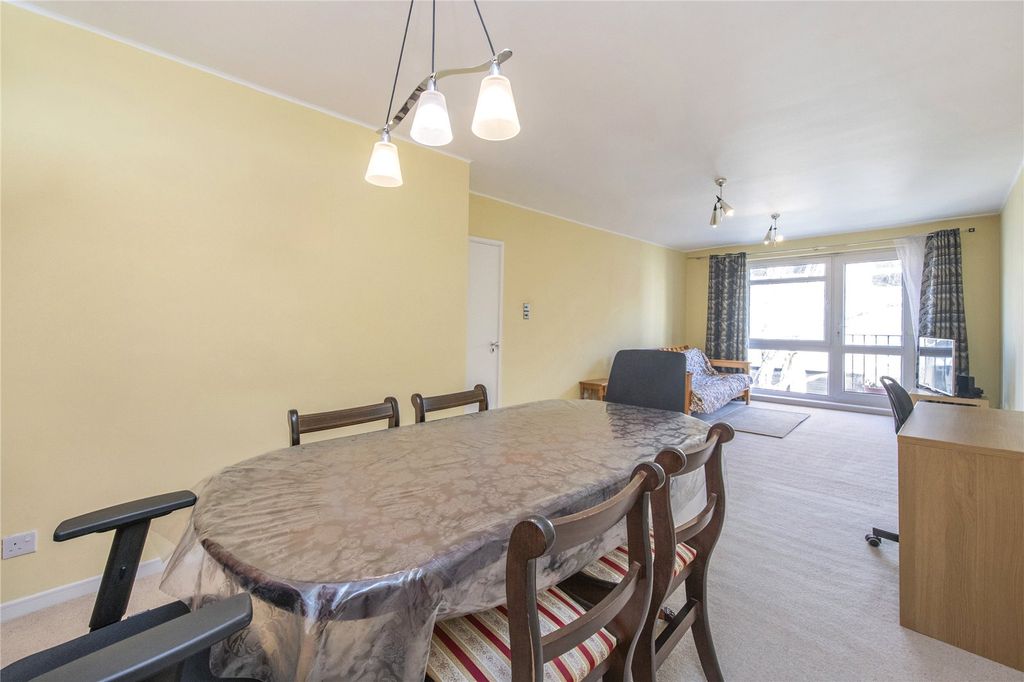 Property photo 3 of 11 Picture No. 04